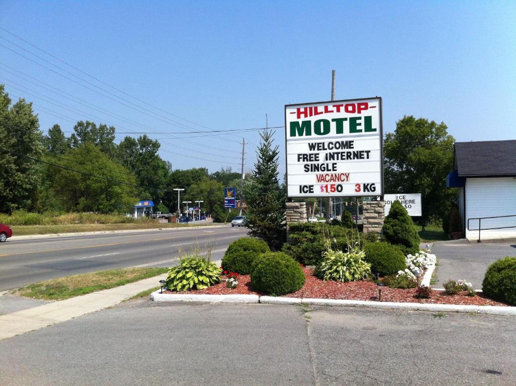 Hilltop Motel Kingston Exterior photo