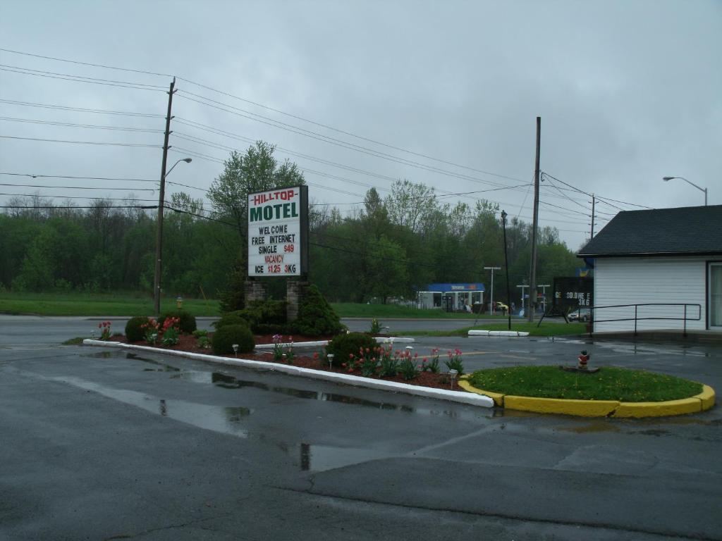 Hilltop Motel Kingston Exterior photo